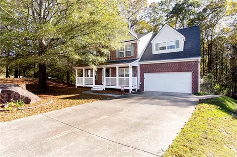995 Brighton Cove Trl, Lawrenceville, GA 30043
