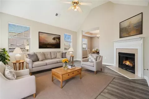 43 Pointe North Dr, Cartersville, GA 30120