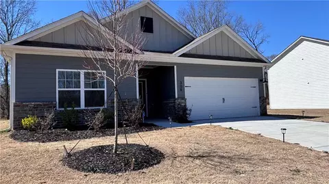308 Bluegill Dr, Jefferson, GA 30549