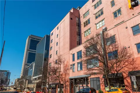 87 Peachtree St SW #204, Atlanta, GA 30303