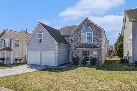 11643 Sarah Loop, Hampton, GA 30228 photo 2