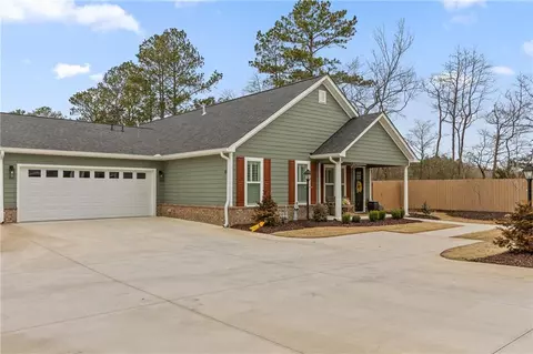 280 Kempton Ln #3, Dalton, GA 30721