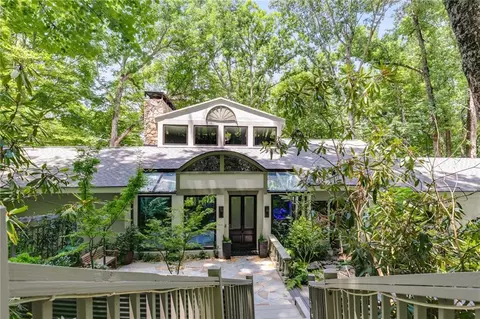 385 Grimes Bridge Rd, Roswell, GA 30075