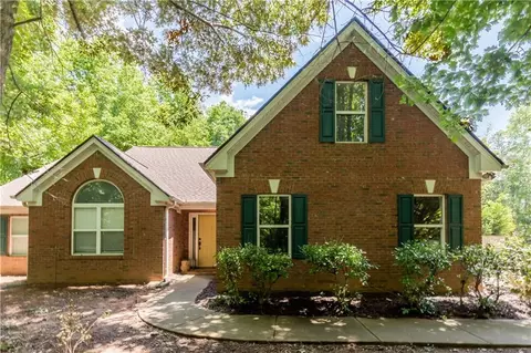 5533 Rose Ridge Ct, Flowery Branch, GA 30542