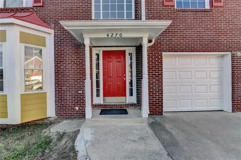 4270 Fallbrook Dr, Duluth, GA 30096 photo 2