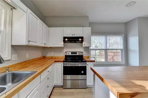 4270 Fallbrook Dr, Duluth, GA 30096 photo 16