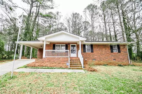 945 Honeysuckle Trl, Winder, GA 30680