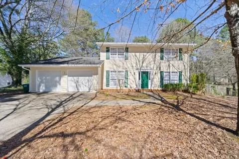 4401 Shiloh Hills Dr, Snellville, GA 30039