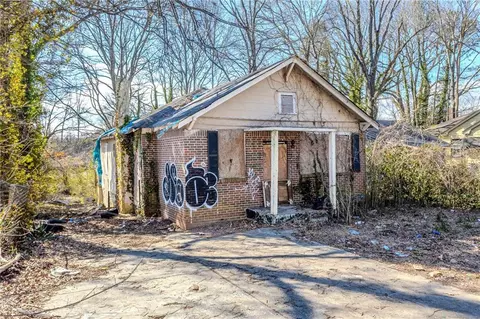 1340 N Avenue Ave, Atlanta, GA 30318
