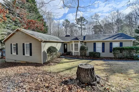 3113 The Trail Rd, Gainesville, GA 30501