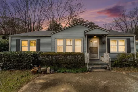 1054 Shepherds Ln NE, Atlanta, GA 30324