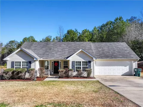 5488 Latham Manor Dr, Gainesville, GA 30506