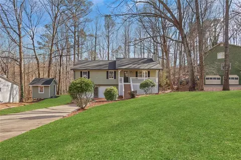 2401 Westland Way, Acworth, GA 30102