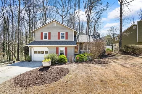 6038 Maryjo Ln, Norcross, GA 30093