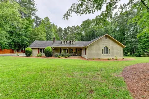 637 Rock Springs Rd, Lawrenceville, GA 30043