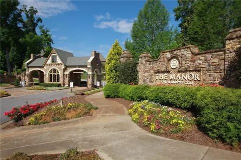 Exterior - 3034 Watsons Bnd, Milton, GA 30004 photo 15 of 18