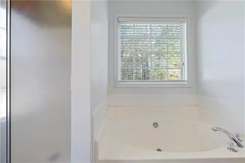 Bath - 12 Windcrest, Covington, GA 30016 photo 3 of 4