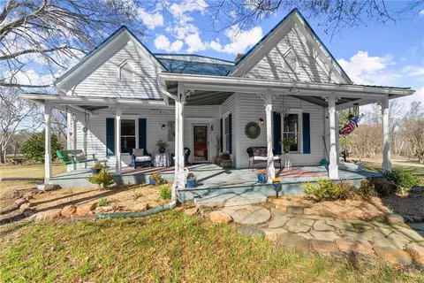 6558 Old Gillsville Rd, Gillsville, GA 30543