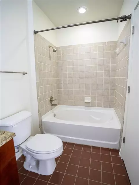 Bath - 5300 Peachtree Rd #3506, Chamblee, GA 30341 photo 1 of 5