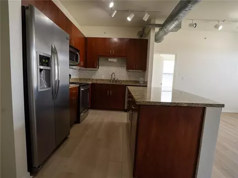 Kitchen - 5300 Peachtree Rd #3506, Chamblee, GA 30341 photo 2 of 6