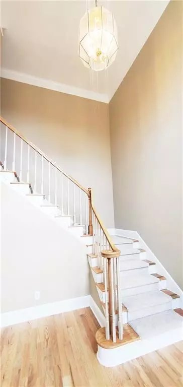 Entry Way - 2899 Greystone Cv, Chamblee, GA 30341 photo 3 of 5