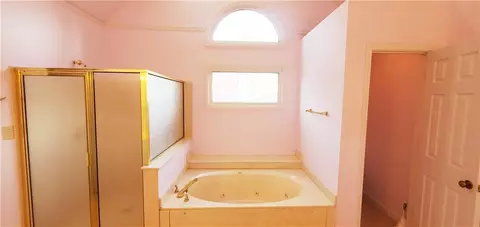 Bath - 2899 Greystone Cv, Chamblee, GA 30341 photo 1 of 5