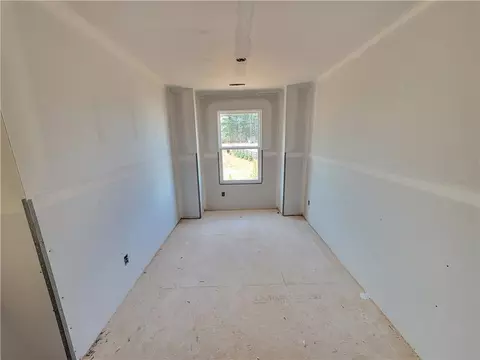 Bedroom - 470 Silverleaf Trl, Bethlehem, GA 30620 photo 6 of 9