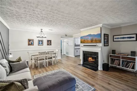 1605 Beaumont Cir, Duluth, GA 30096