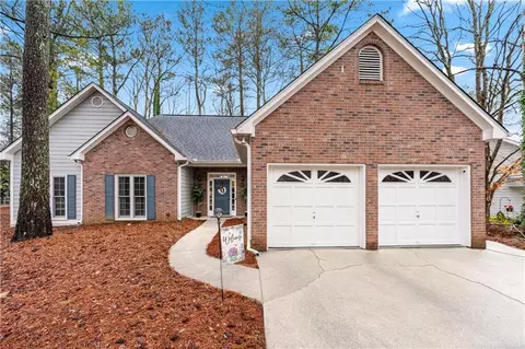 3242 Country Walk Dr, Powder Springs, GA 30127