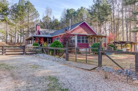3274 Moina Michael Rd, Good Hope, GA 30641