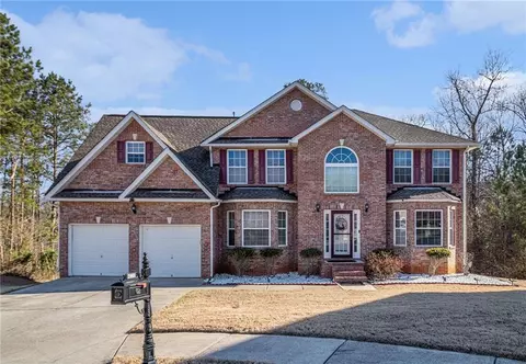 4230 Spur Look Xing, Douglasville, GA 30135