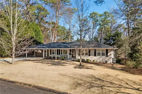 2723 Esquire Way, Tucker, GA 30084