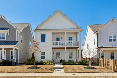1977 Granite Hills Rd, Atlanta, GA 30318