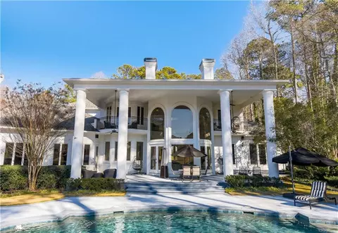 490 Birkdale Dr, Fayetteville, GA 30215