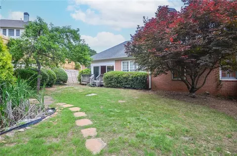 Exterior - 11385 Donnington Dr, Duluth, GA 30097 photo 9 of 11