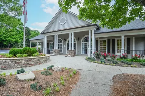 Exterior - 11385 Donnington Dr, Duluth, GA 30097 photo 10 of 11