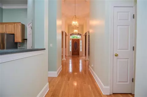 Entry Way - 11385 Donnington Dr, Duluth, GA 30097 photo 4 of 7