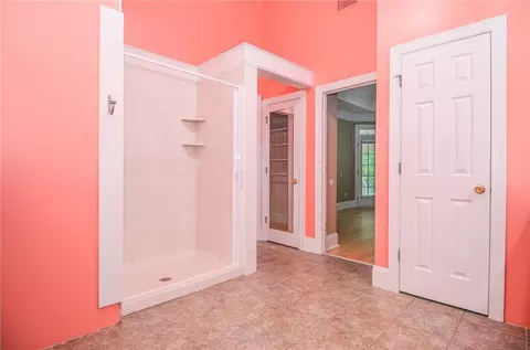 Bath - 11385 Donnington Dr, Duluth, GA 30097 photo 1 of 5