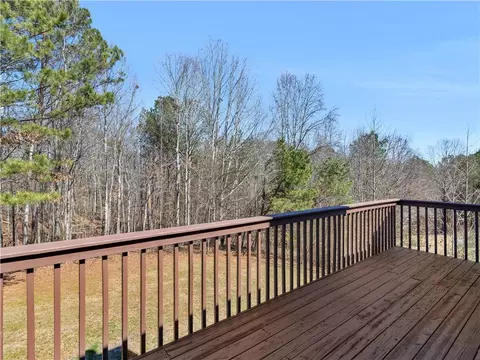 Exterior - 195 Brighton Dr, Covington, GA 30016 photo 4 of 6