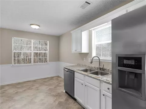 Kitchen - 195 Brighton Dr, Covington, GA 30016 photo 1 of 5