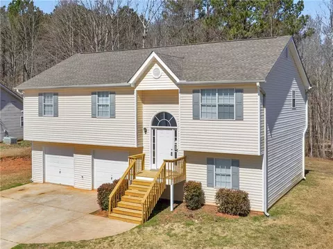 Exterior - 195 Brighton Dr, Covington, GA 30016 photo 2 of 6