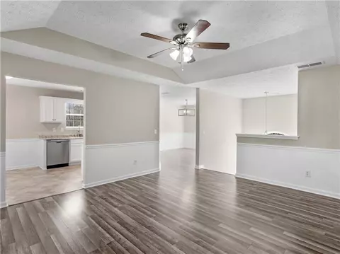 Living - 195 Brighton Dr, Covington, GA 30016 photo 3 of 4