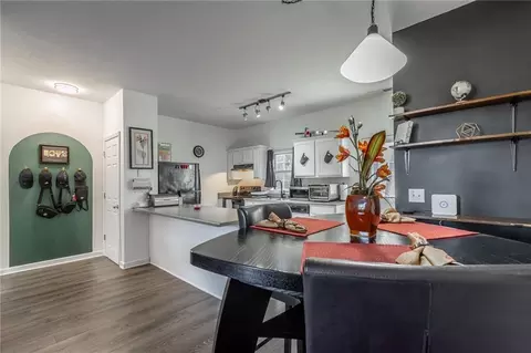 15 Corinth Rd, Cartersville, GA 30121