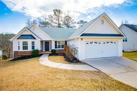 419 W Wind Dr W, Villa Rica, GA 30180