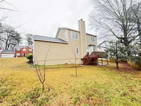 Exterior - 3060 Scepter Dr, Duluth, GA 30096 photo 3 of 4