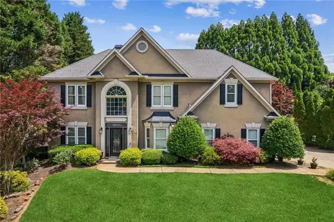 2115 Brook Pond Ct, Alpharetta, GA 30005