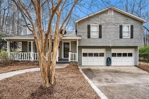 79 Mountain View Ct, Dallas, GA 30157
