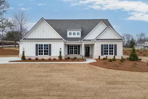 8925 Claude Martin Dr, Gainesville, GA 30506