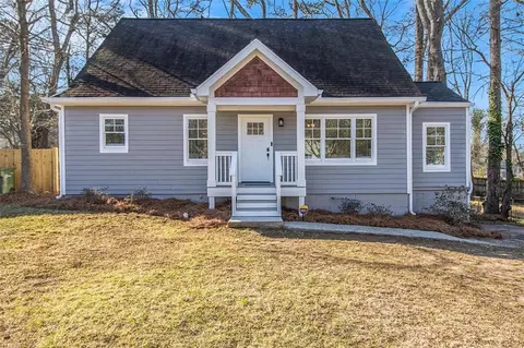 1350 Bluefield Dr SW, Atlanta, GA 30310