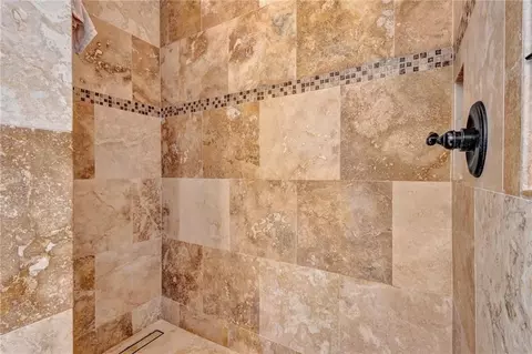 Bath - 9204 Malcolm Dr, Covington, GA 30014 photo 4 of 5